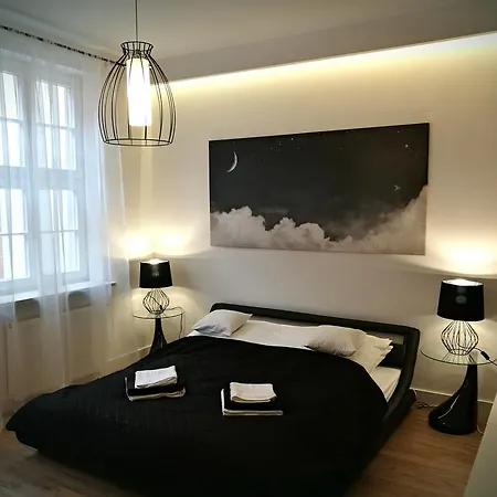 Black&white Apartment- Wierzbowa 5 Apartment