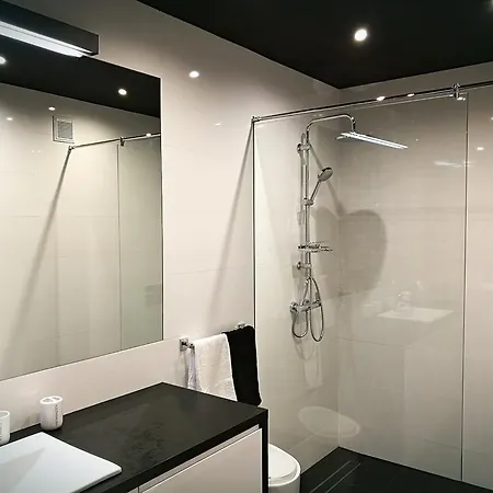 Apartment Black&white Apartment- Wierzbowa 5 *