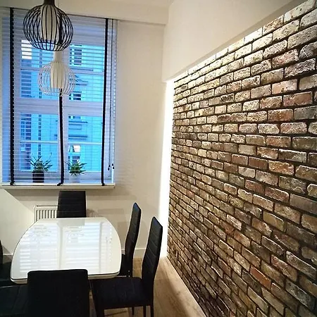 Black&white Apartment- Wierzbowa 5 Apartment *
