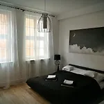 Apartment Black&white Apartment- Wierzbowa 5 *