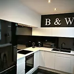 Apartment Black&white Apartment- Wierzbowa 5