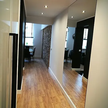 Black&white Apartment- Wierzbowa 5 아파트