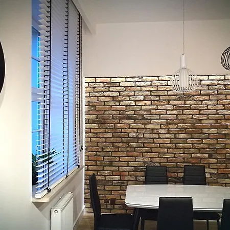 Black&white Apartment- Wierzbowa 5 *