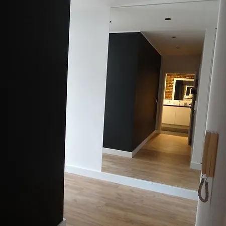 Apartmán Black&white Apartment- Wierzbowa 5 *