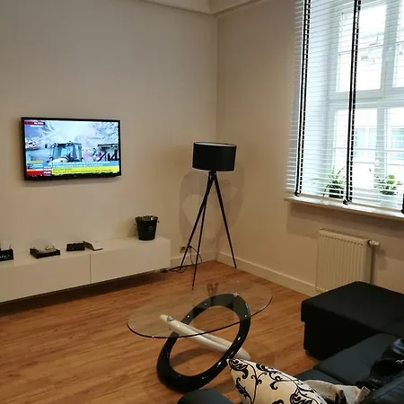 Black&white Apartment- Wierzbowa 5 * 포즈난