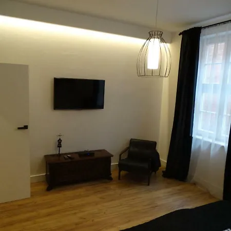 Black&white Apartment- Wierzbowa 5 * 포즈난
