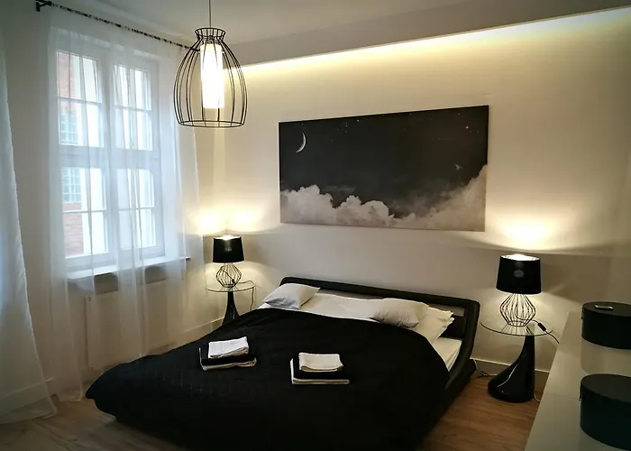 Black&white Apartment- Wierzbowa 5 Apartamento