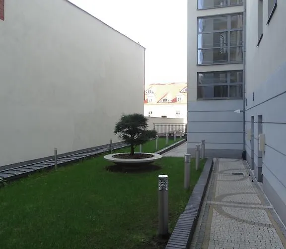 Black&white Apartment- Wierzbowa 5 Apartamento *